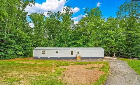 6771 Ridgewood Court