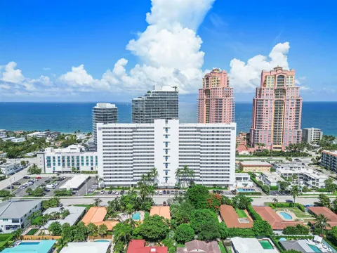 2200 NE 33rd Avenue #6B