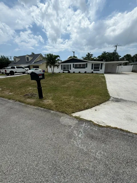 364 Garden Boulevard