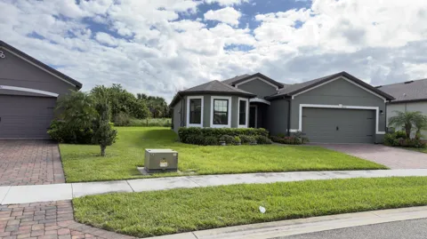 4133 Keeson Circle W