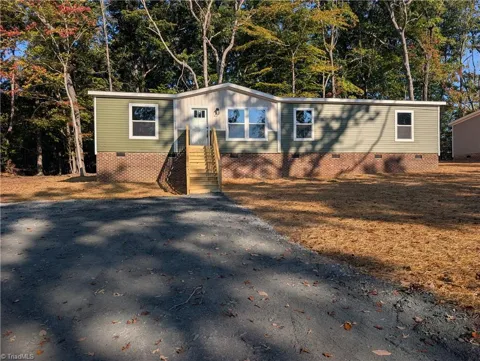 1322 Pineview Road