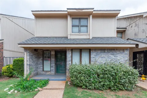 68 Fairway Oaks Boulevard
