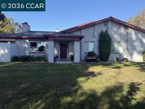 121 Rosario Ct