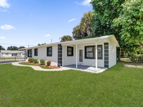 1259 W 26th Street