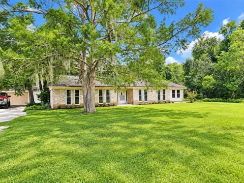 132 Otter Trail