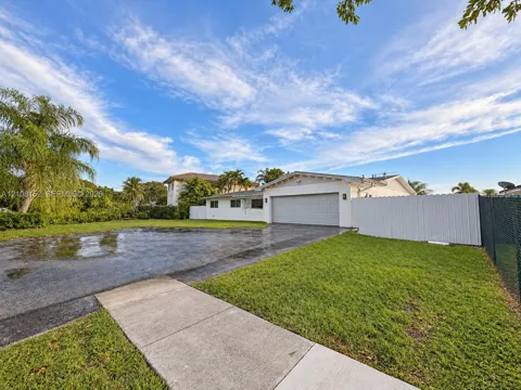 14234 SW 75th Ter