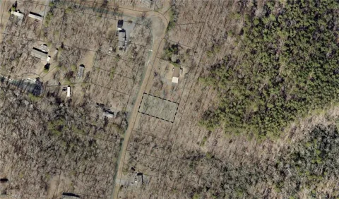 483 Pinelake Drive