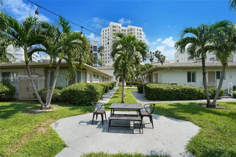 9790 E Bay Harbor Dr #3N