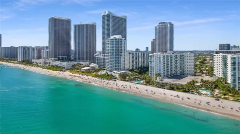 4001 S Ocean Dr #3P