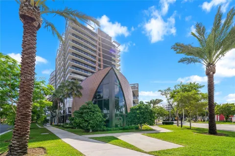 13899 BISCAYNE BLVD #1113