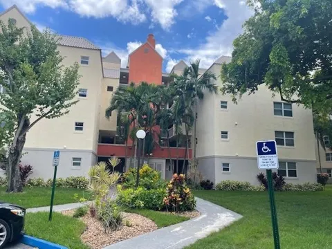 8363 Lake Drive #506