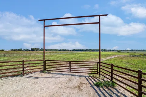 750 County Road 380