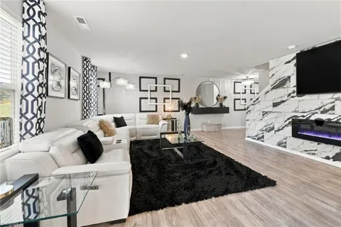 184 Charleston Meadow Loop