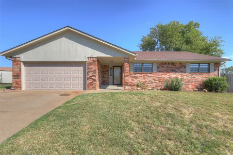 330 Cara Lee Lane