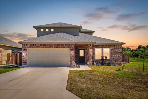 1513 Lisa Ann Drive