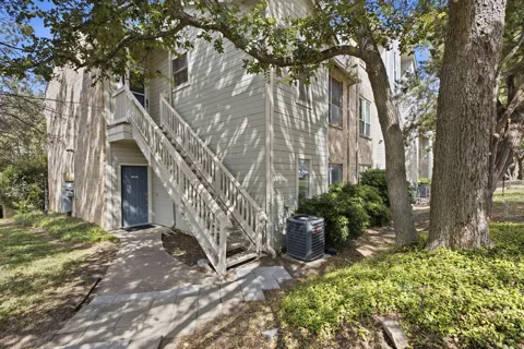 2450 Wickersham Lane #1001