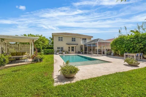 1695 S Club Drive