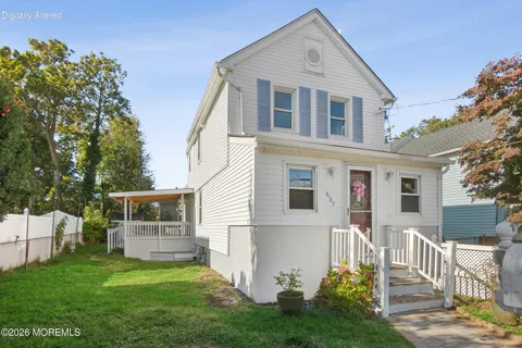 537 Winter Street