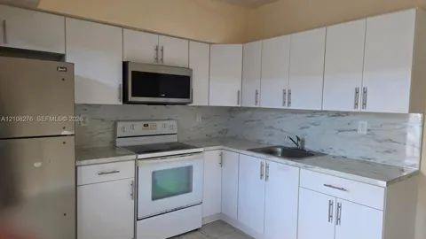 1000 NW 23rd Ave #1