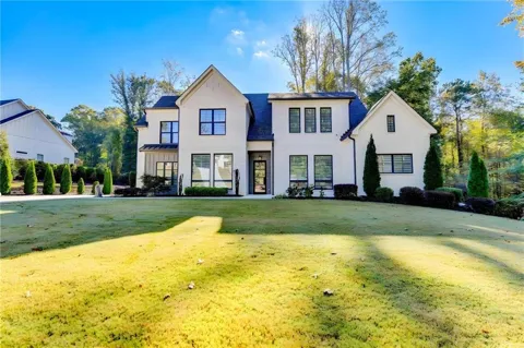 1646 Thomas Drive