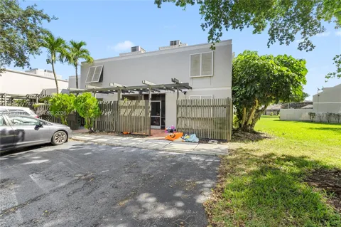 1431 NW 112th Ter