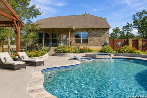 245 Chisholm Trl
