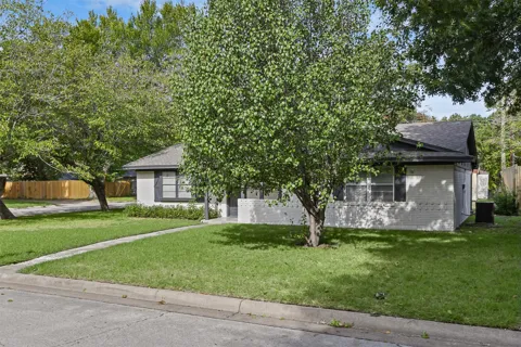 116 San Jacinto Street