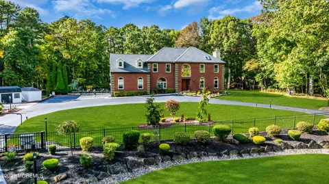 4 Wright Court