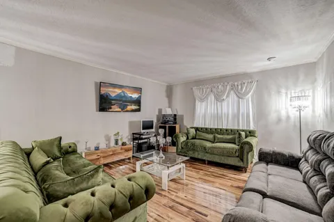 7900 Westheimer Road #202