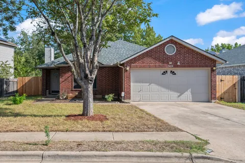 1216 Bradbury Lane