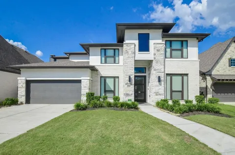 30206 Crossfield Court