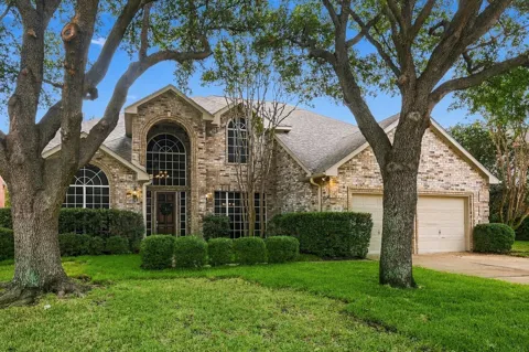2412 Clearwood Lane