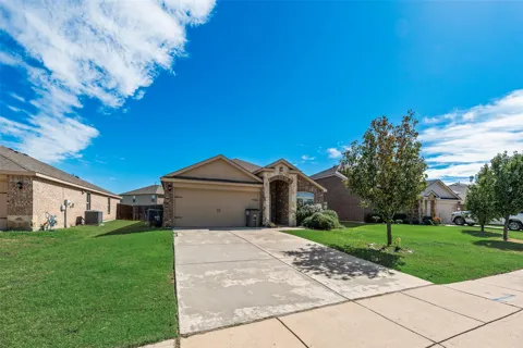 1405 Pampa Grass Drive