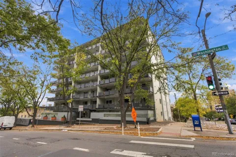669 Washington Street #303