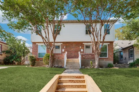 311 Montreal Avenue