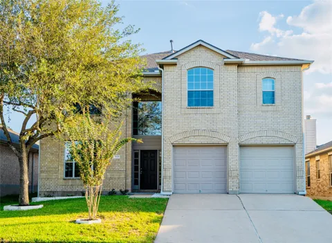 3533 Shiraz Loop