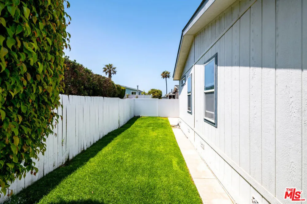 29500 Heathercliff Rd. #3 Malibu, CA 90265