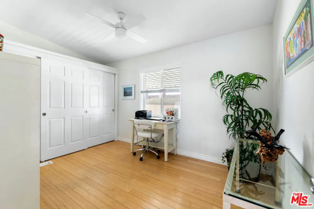 29500 Heathercliff Rd. #3 Malibu, CA 90265