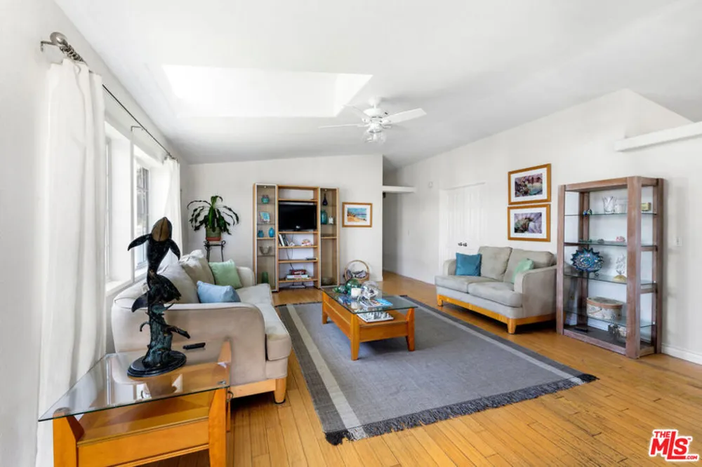 29500 Heathercliff Rd. #3 Malibu, CA 90265