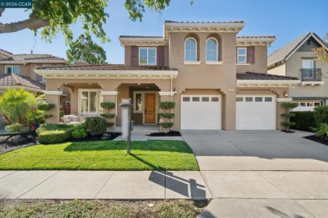884 Bandol Way