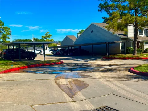 12204 Coppertree Lane