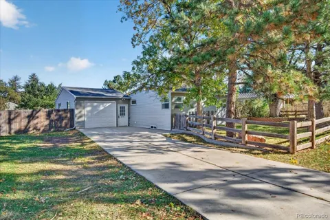 219 Navajo Street