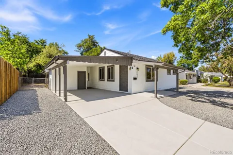 2631 S Green Court