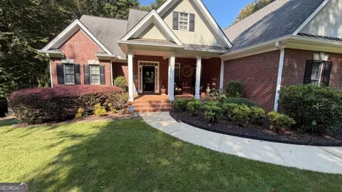 205 River Oaks DR