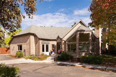 3000 E Cedar Avenue #7