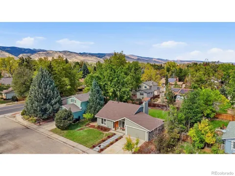 4275 Redwood Place