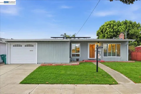 25034 Willimet Way