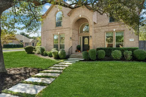 8100 Chardonnay Cove