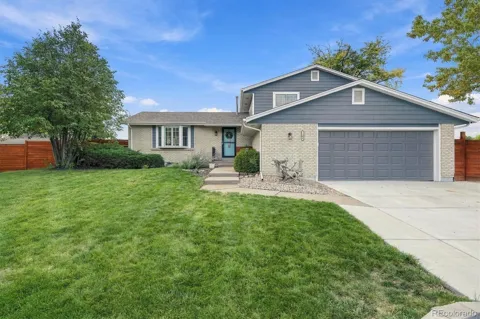 1406 S Routt Way