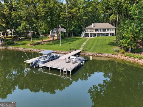 108 Phoenix DR